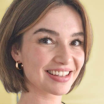 Porträt Julia Gresel